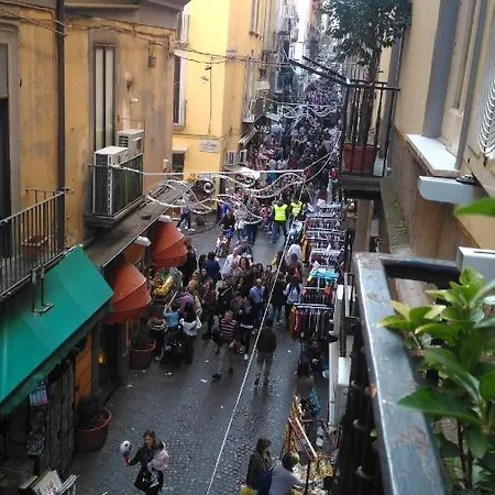 La Via Dei Presepi Nápoles