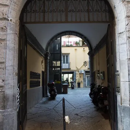 La Via Dei Presepi Alojamento de Acomodação e Pequeno-almoço Nápoles